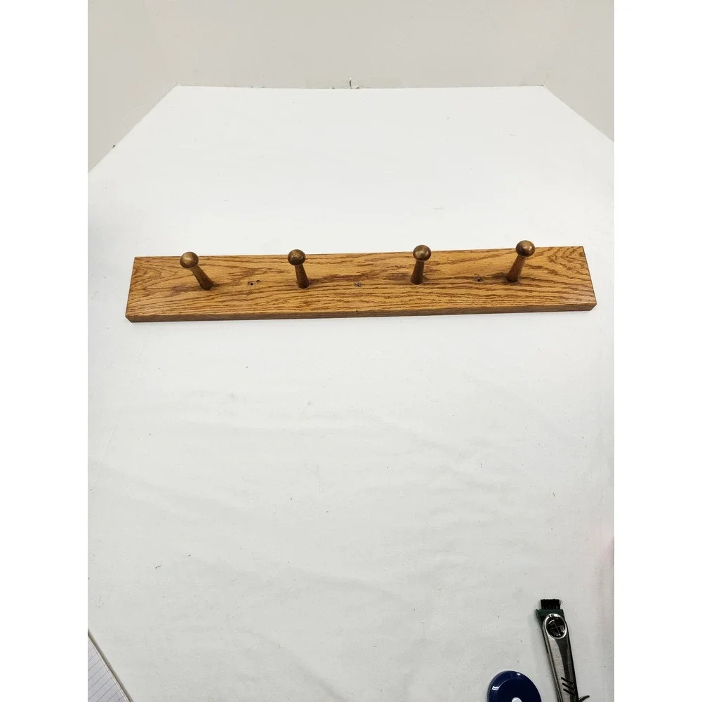 ChoiceWood Red Oak Wall Mount Peg Rack 4 Hook Coat Hat Hanger 24 Inch Brown